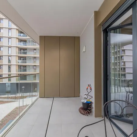 Joivy Calm Flat With Balcony Appartement *